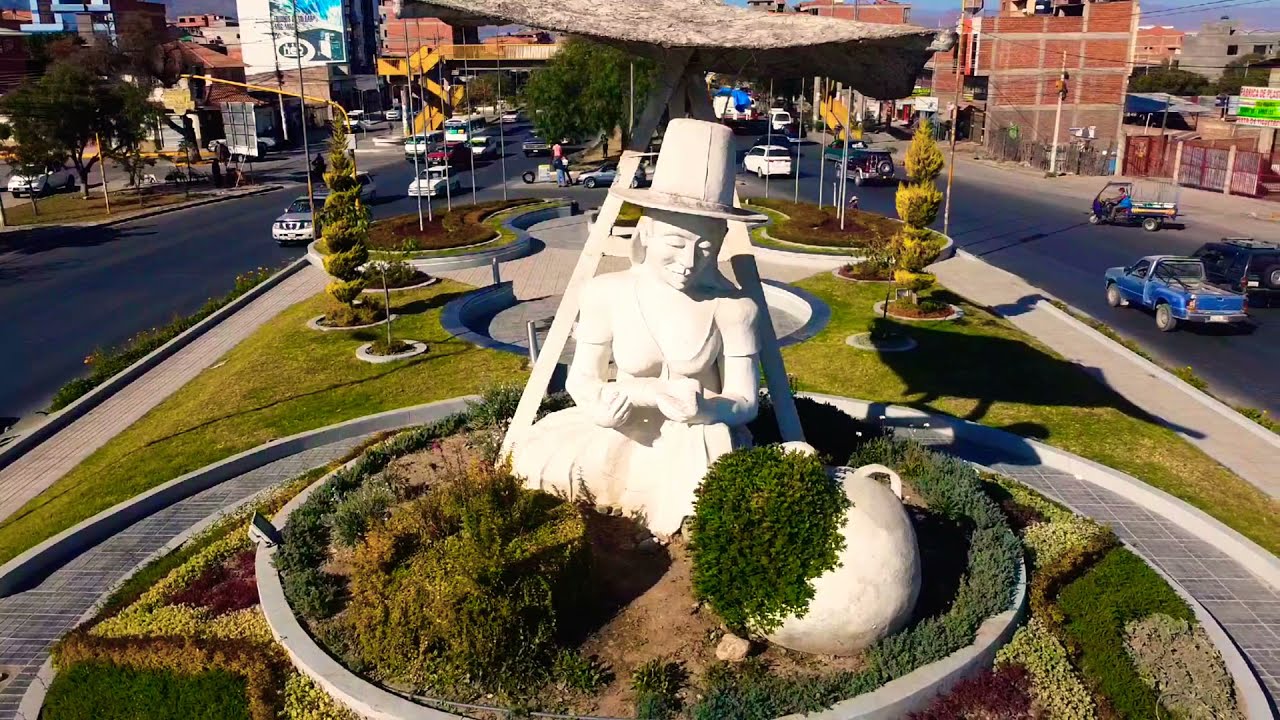 Alcalde Félix Quispe asume con compromiso de priorizar salud y urbanismo en el municipio de Vinto